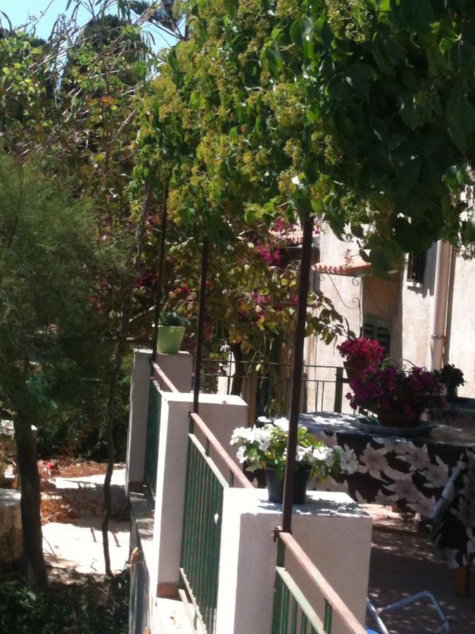 La Fattoria Guest House ชากกา ภายนอก รูปภาพ