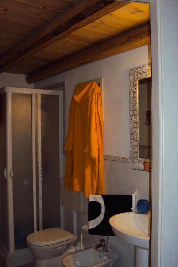La Fattoria Guest House ชากกา ภายนอก รูปภาพ