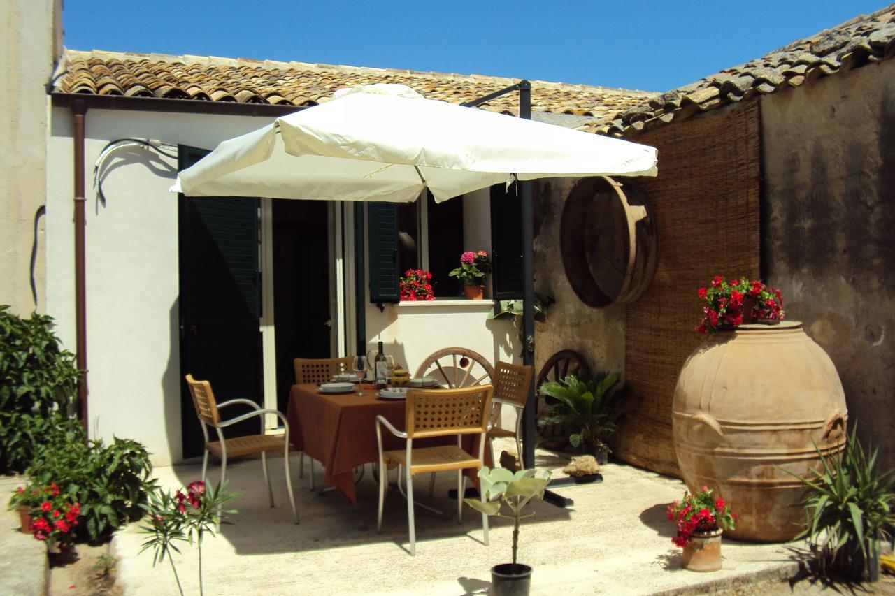 La Fattoria Guest House ชากกา ภายนอก รูปภาพ