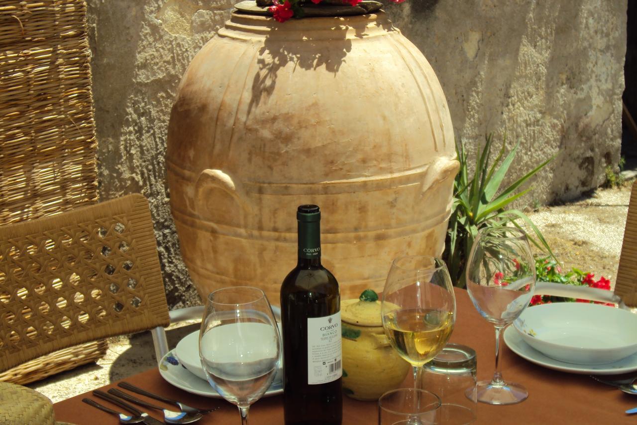 La Fattoria Guest House ชากกา ภายนอก รูปภาพ