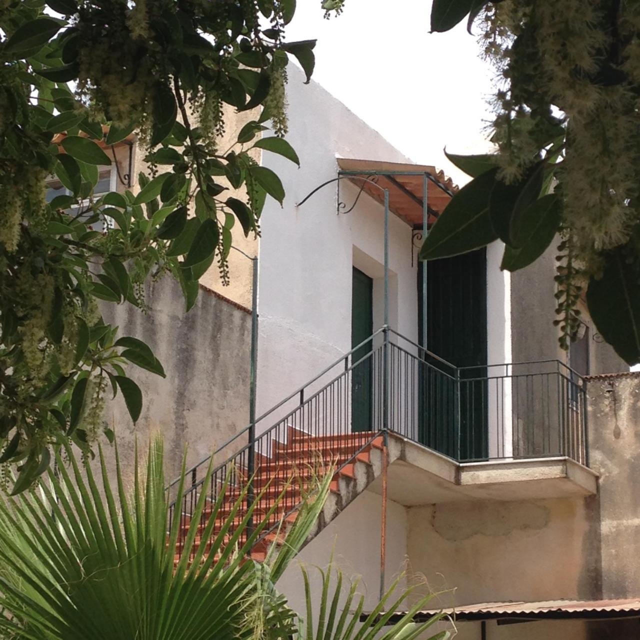 La Fattoria Guest House ชากกา ภายนอก รูปภาพ