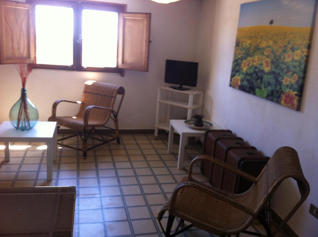 La Fattoria Guest House ชากกา ภายนอก รูปภาพ